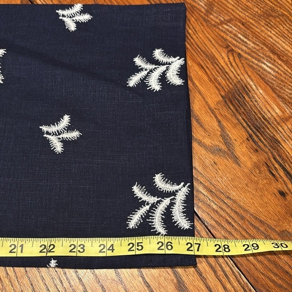 Elie Tahari Navy Blue/W Cream Colored Embroidered Palm Trees Wide Leg Size 10 - Picture 4 of 14